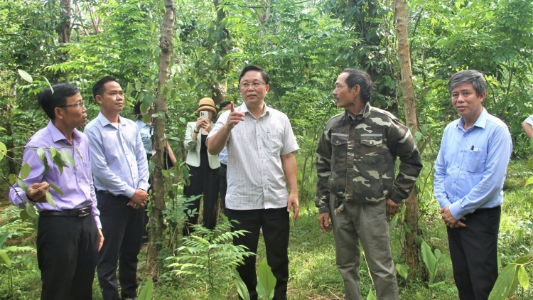 MẶT TRẬN QUẢNG NAM TR’XĂL T’MÊÊ CR’NOỌ XA NAY LÂNG BH’RỢ CH’MÊỆT LÊY