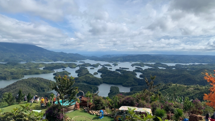 Săk rnglăy bah nău nsum mpôl râng mât njrăng bri ta Bri Ngih dak Tà Đùng