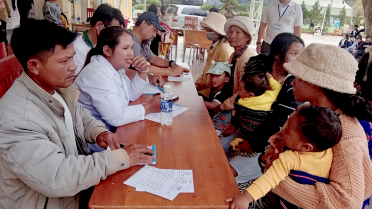 2.000 ngế kuăn pơlê kơpong hngế kong pơlê Lâm Đồng châ khăm, hbru pơkeăng xo xo  