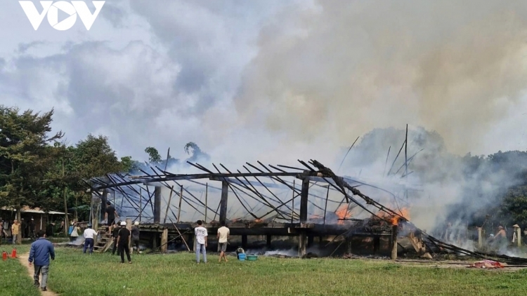 MUY ĐONG RÔNG TY CHR’NĂP ĐHỊ GIA LAI CRÊÊ ROOH