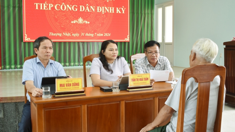 NAM ĐÔNG: NĂC LÊY BHRỢ TÊNG ĐÂH, PA XANG PAZÊNG XA NAY ÂNG ĐHANUÔR K’ĐƯƠI MOON