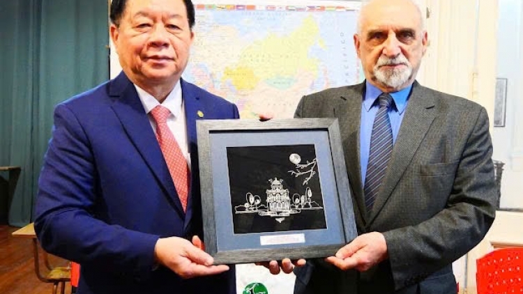 Ƀư nâp ndrel n’hao nau tâm boh Việt Nam-Argentina