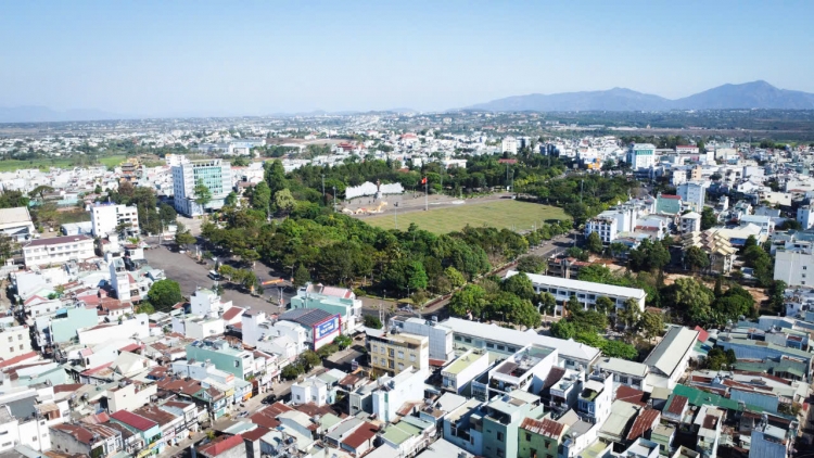 Đơ đam  rup tơdrŏn lak Đại Đoàn Kết – anih hmâo Rup kut klao Wa Hồ hăng djop djuai ania Dap Kơdư.