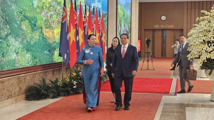 Pôa Phạm Minh Chính, Ngế pro xiâm hnê ngăn Chin phuh tơdah Kăn xiâm hnê ngăn Kuô̆k hô̆i râ má môi Australia