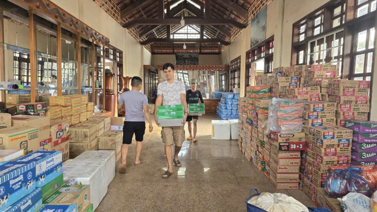 Làng bol Tây Nguyên wèt hờ tiah trồ tiah lơh aniai