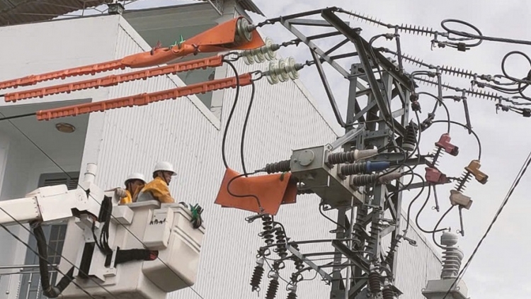 Daklak hyuă kjăp hĭn klei êđăp ênang bruă pui kmlă hlăm yan hjan hlĭm angĭn êbŭ