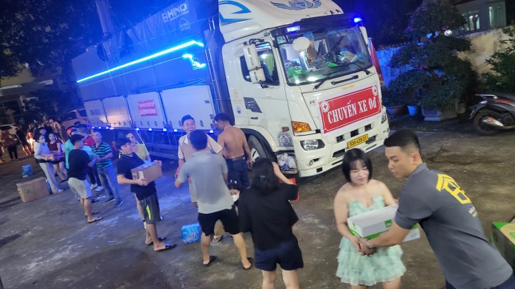 Làng bol Dăk Lăk jơh nùs dong làng bol tiah đah tô dà lơgar rơcang lài drơng mờ dà tih