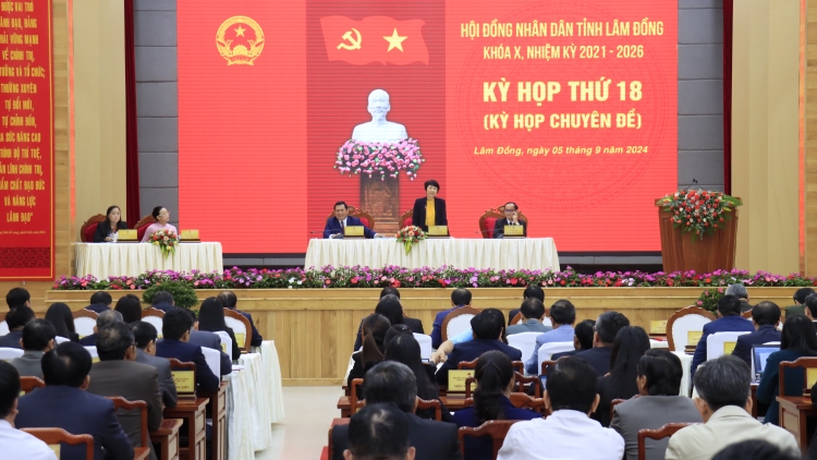 Lâm Đồng gơmù bơh 12 gam 10 anih lơh broă sră pơ àr gơnoar ătbồ kâp kơnhoàl 