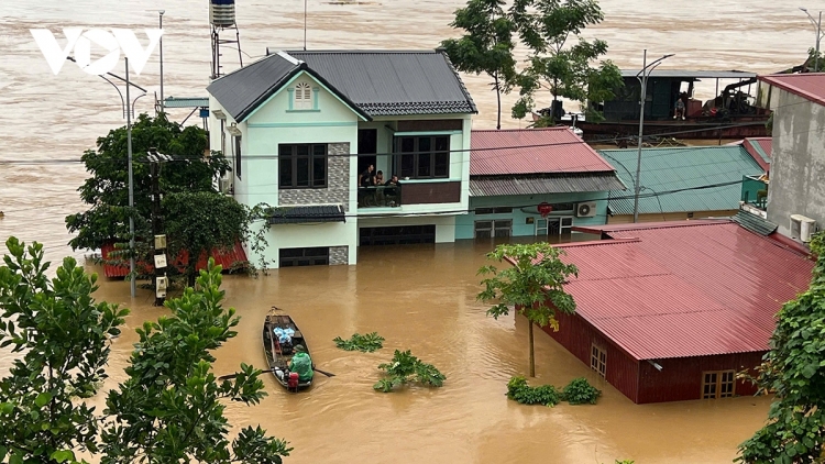 Radio trong mùa mưa bão