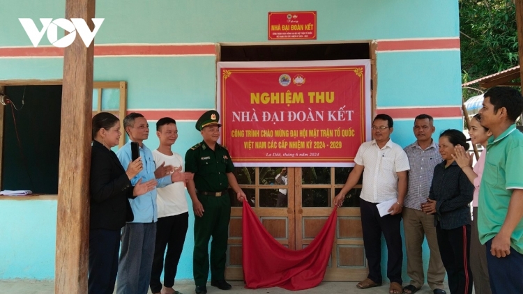 NGĂN LOOM ĐONG ĐẠI ĐOÀN KẾT COH DA DING K’COONG QUẢNG NAM