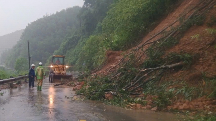 QUẢNG TRỊ: PA LIÊM RAU BOO ĐHÍ SỐ 4 ĐƠC LƠI
