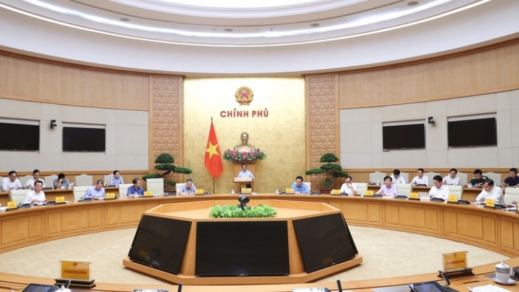 Thủ tướng Chính phủ Phạm Minh Chính ƀư tơm rơh hop mpeh pah kan Dak lêng – gôl dak