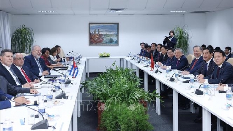 Tổng Bí thư, Kruanh dak Tô Lâm ôp srĭng nău đah Thủ tướng Chính phủ Cộng hòa Cuba