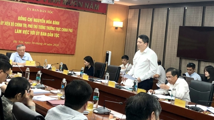 ពត៌មាន ម៉ោង ១៥