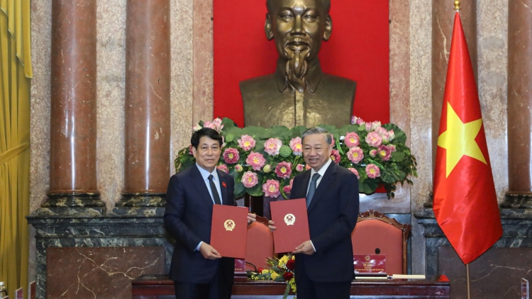 Tổng Bí thư Tô Lâm păng Kơdră teh đak Lương Cường pơjao tơdrong jang Kơdră teh đak