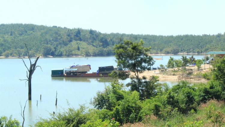 Vei lăng bri sơlam tơ̆ tơring đei teh bri să hloh Tây Nguyên