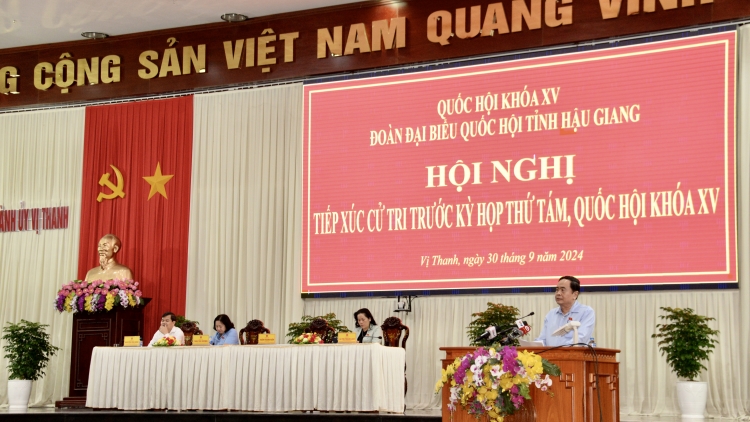 Kruanh Quốc hội Trần Thanh Mẫn mâp nuĭh ƀon lan nkual ƀon têh Vị Thanh, n’gor Hậu Giang 