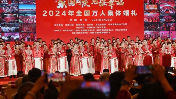 ពត៌មាន ម៉ោង ១៥