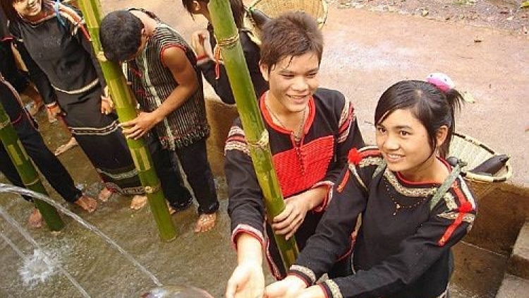 Hòi jà làng bol jăt Đảng, Wa Hồ