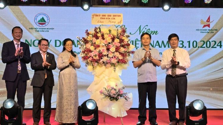 Dak Lak mkŏ mjing knăm bi hdơr 20 thŭn hruê Phung mnia mblei Việt Nam 