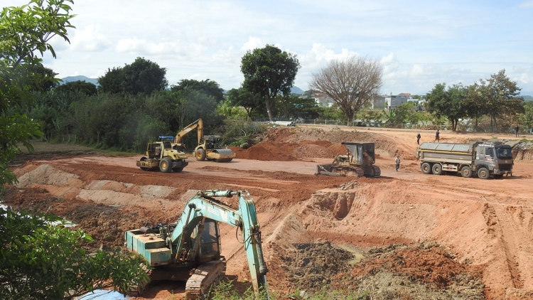 Kon Tum: Lơ hơnih kăl ming man hiơ hiơ̆ keh đang