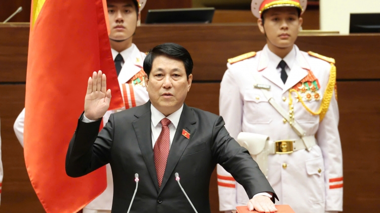 Tổng Bí thư, Kruanh dak Lào njoăl nau rhơn Kruanh dak Lương Cường