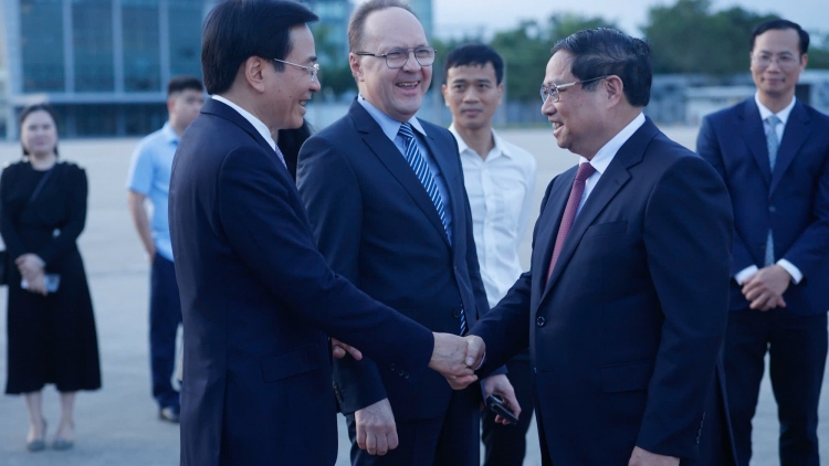 Thủ tướng Phạm Minh Chính iung năm vang Hop akŏm Kơdră kơpal BRICS tơ̆ Liên bang Nga