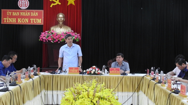 Ủy ban Dân tộc uănh nđôi Bôk nău kan  rƀŏng tĭng lam dak ta n’gor Kon Tum  