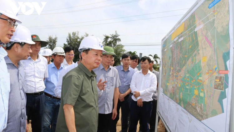 PHAOK THU TUONG TRẦN HỒNG HÀ PASANG IEK BRUK PEIH NGAK DOM DANAK DAK JALAN PEIH NGAK DI HẬU GIANG