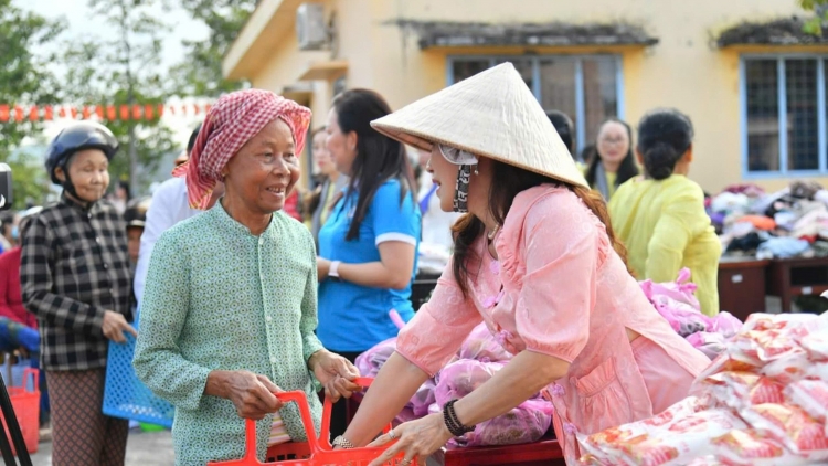 Kiên Giang: Phiên chợ 0 đồng mừng tết Chôl Chnăm Thmây của đồng bào Khmer