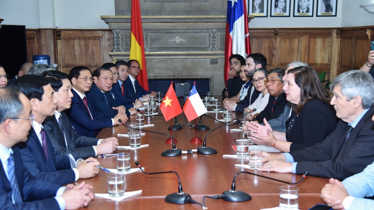 Khua lăn čar Lương Cường drông khua gĭt gai Đảng yang ƀuôn Chile 