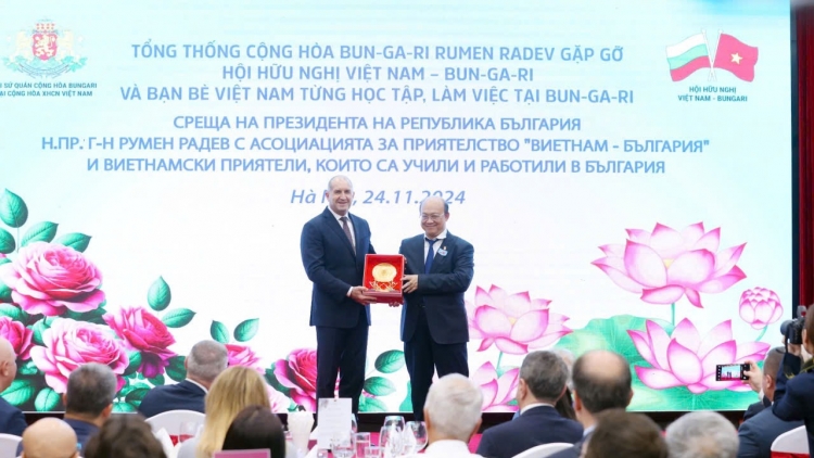 Jơnau tơngĭt ngai dơ̆ bàr, ngai 25 nhai 11 nam 2024