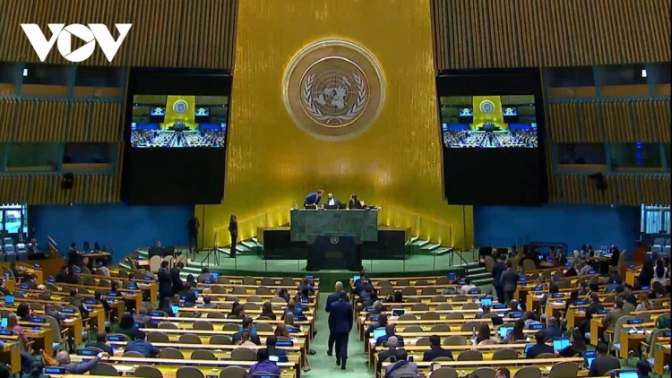 ពត៌មាន ម៉ោង​ ៦