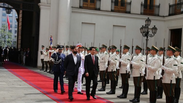 Khua lăn čar Lương Cường blŭ hrăm hŏng Khua mil čhil Chile