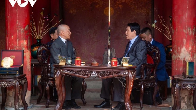 Pôa Lương Cường, Kăn xiâm hnê ngăn tơnêi têa prế Pơtáu kong têa Kul ôu chế a Văn Miếu – Quốc Tử giám