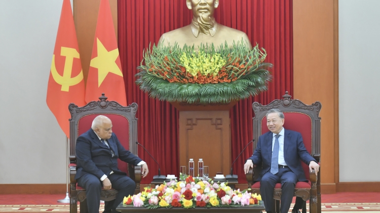 Jơnau tơngĭt ngai dơ̆ 6, ngai 08 nhai 11 nam 2024