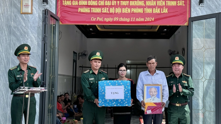 VOV Lăn dap Kngư mđup brei “Sang klei khăp ƀĭng kahan” ti Dak Lak