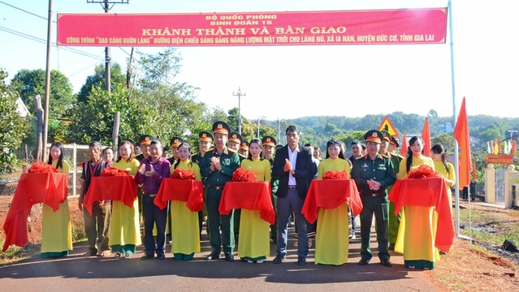 Hơlŏng bâ eăng pơlê, bro bâ eăng tơkăng kong Gia Lai