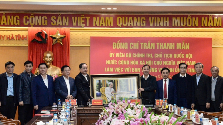 Khua git gai pơ ala mơnuih ƀôn sang dêh čar lăi: Gir hloh kiăng thun 2025, Hà Tĩnh pơđĭ tui GRDP 2 mrô