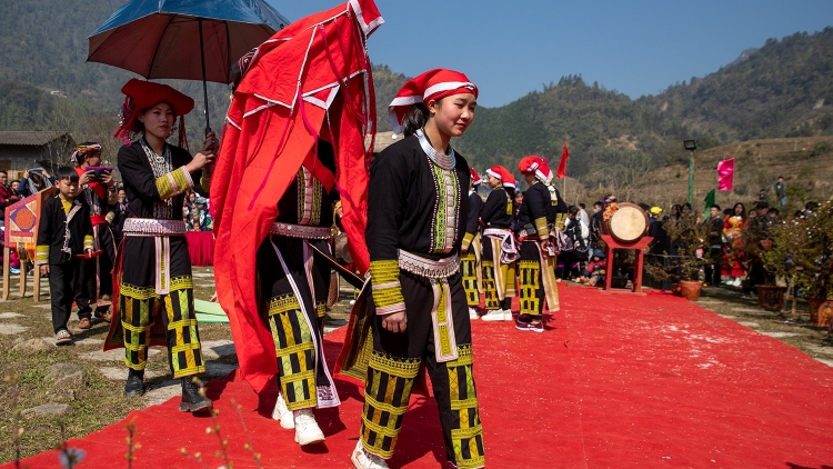 Lầy tzình páo dung chủ nhật hoi 22.12.2024