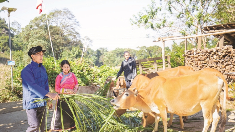 NÈN KHOĂN VÀI, MÒ CÚA PỈ NOỌNG CẦN XẠ PHANG