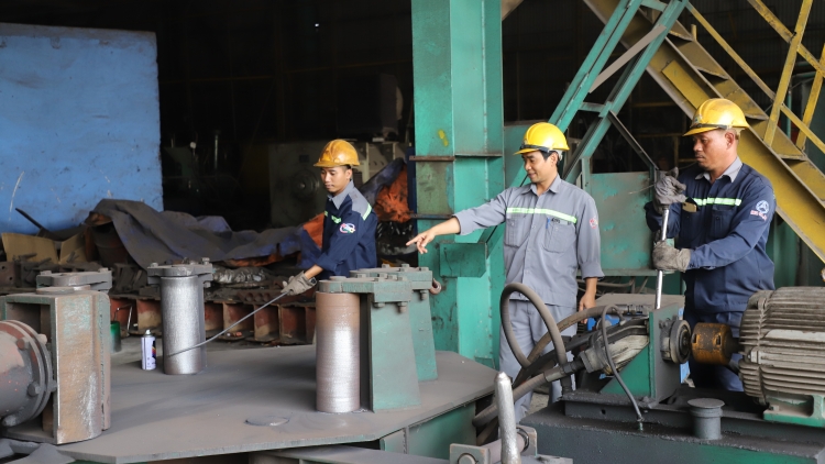 Jơnau sơñio chờ tàm bơtàu tơngguh Đảng tàm gah mpồl lơh sa kă bro is làng bol dê tàm càr Dăk Lăk 