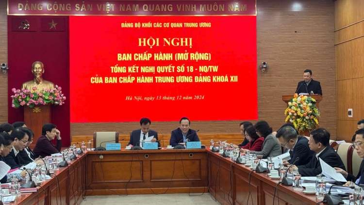 Đảng ƀô̆ Khô̆i kơ koan Tơnêi têa mơgêi Tơdroăng pơkâ kơxô̆ 18