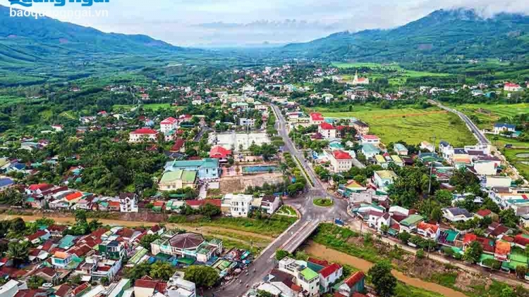 VAIH RAU LIÊM CHOOM ĐHỊ ZR’LỤ ĐHANUÔR ACOON COH QUẢNG NGÃI