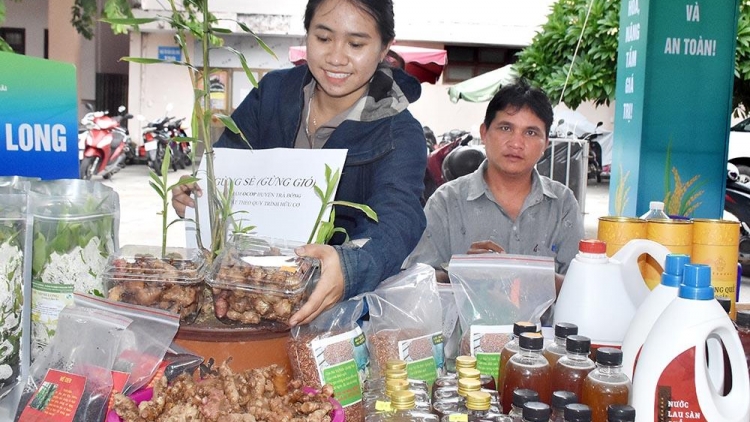 ĐỚC PR’ĐƯƠI ÂNG DA DING CA COONG QUẢNG NGÃI BƠƠN PA CÂL OOY CH’NGAI LÂH