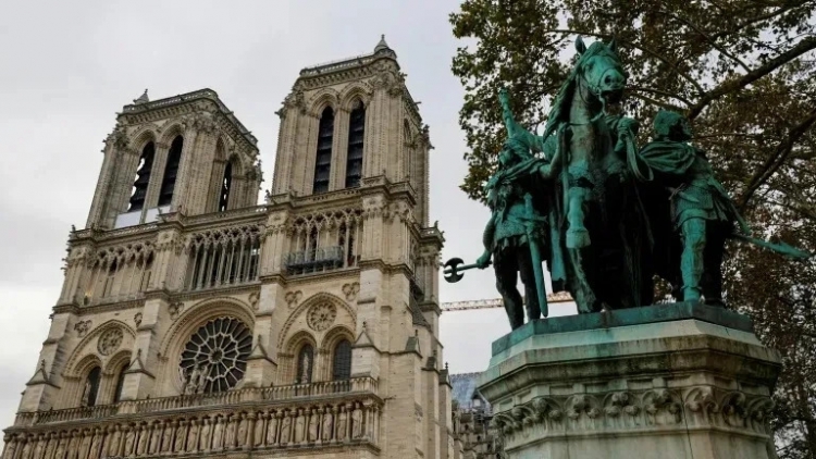 ពត៌មាន ម៉ោង​ ៦