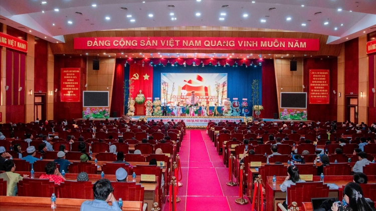 TINH TAY NINH KHAM MERAT TAONG ABIH XA BHUM URANG BANGSA TAKIK MEK HU TANUT CHUAN PALEI PALA BIRAU. 