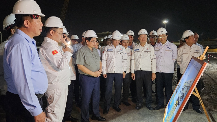 Thủ tướng Phạm Minh Chính vang truh hăm dôm tơdrong jang gĭt kăl kơ Grŭp jang Đak dâu Việt Nam