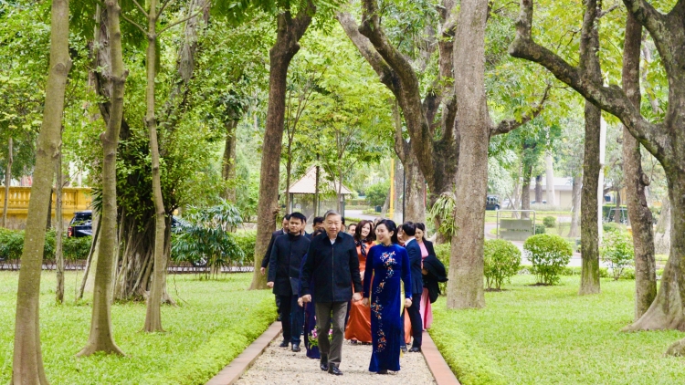 Tơlơi pơhing phrâo – Hrơi sa, lơ 16-12-2024