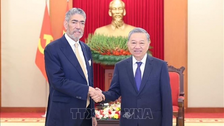 Khua git gai ping gah ơi Tô Lâm tŭ jum Khua ping gah kơđai glăi dêh čar Dominica